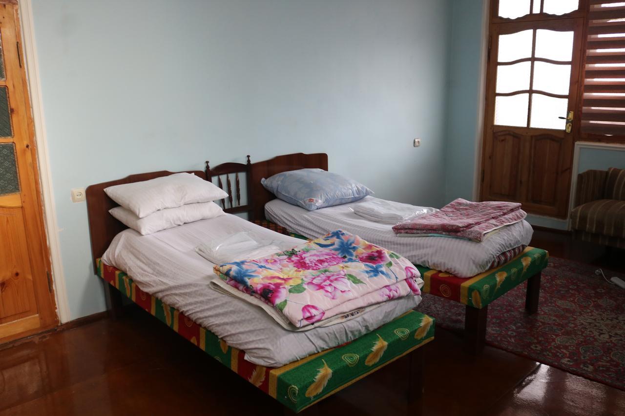 Canal Hostel Sheki Exterior photo