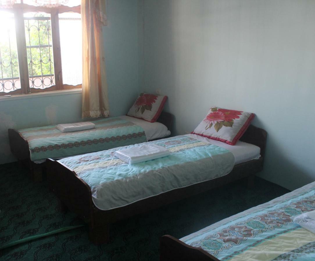 Canal Hostel Sheki Exterior photo